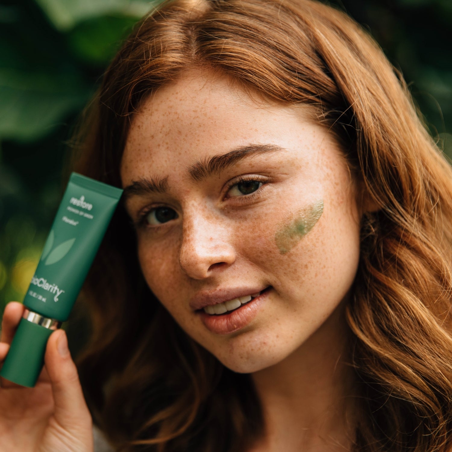 Ultimate Clear Skin with swipe on face - collectionhover